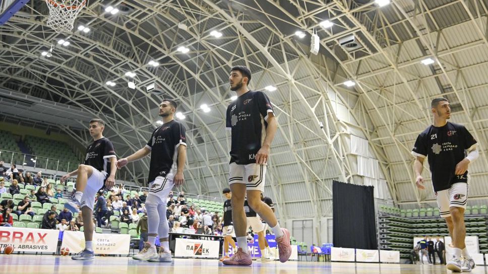 Отборът на Локомотив Пловдив се изправя срещу Берое Стара Загора