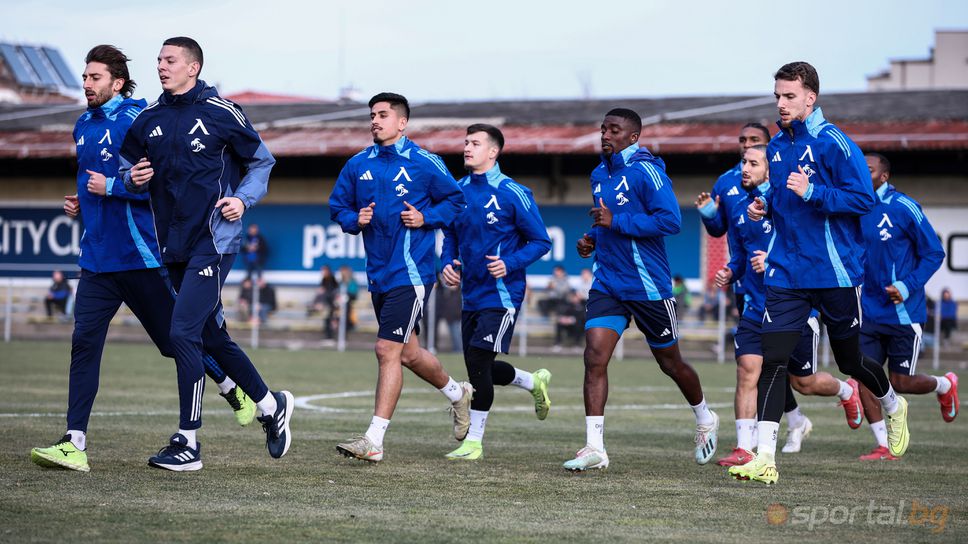 Хуан Переа с първа тренировка с Левски