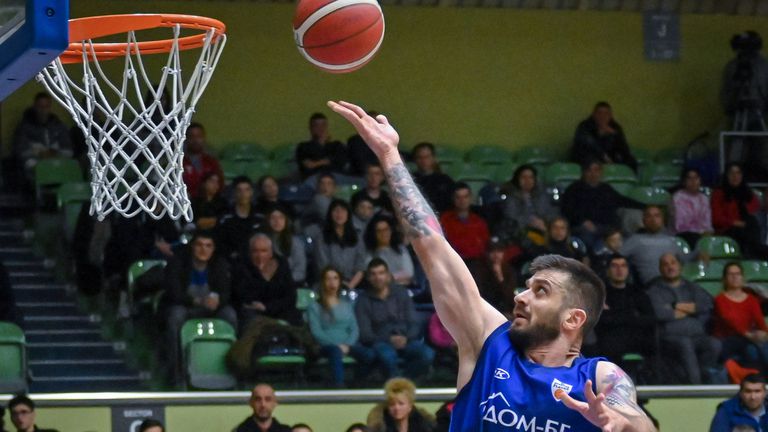 Отборът на Спартак Плевен извоюва ценен успех при гостуването си