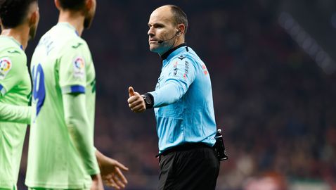  Отсъдена от Матеу Лаос дузпа лиши Атлетико Мадрид от триумф 