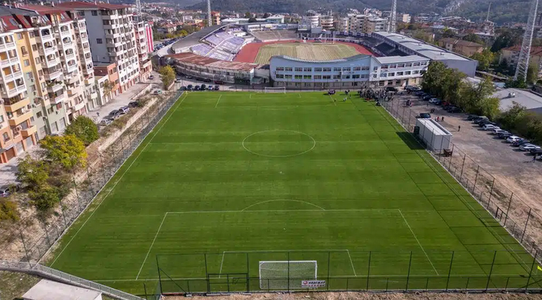 Янтра (Полски Тръмбеш) играе следващата си контрола на осветление