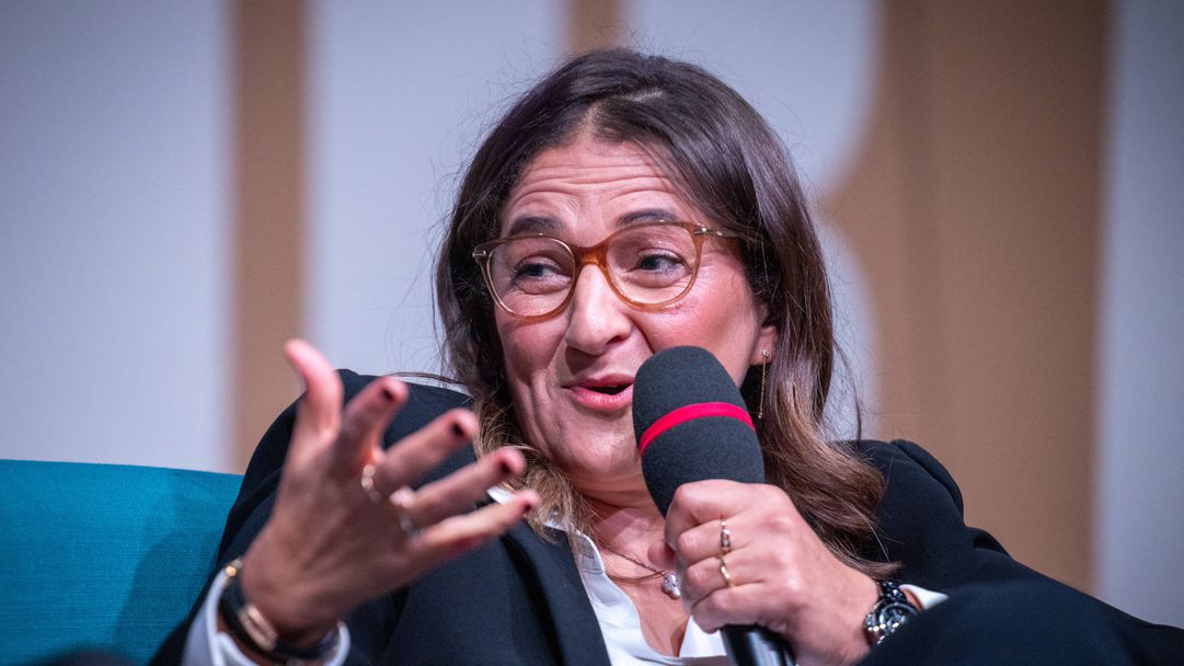 Мбапе плаща луди пари на майка си