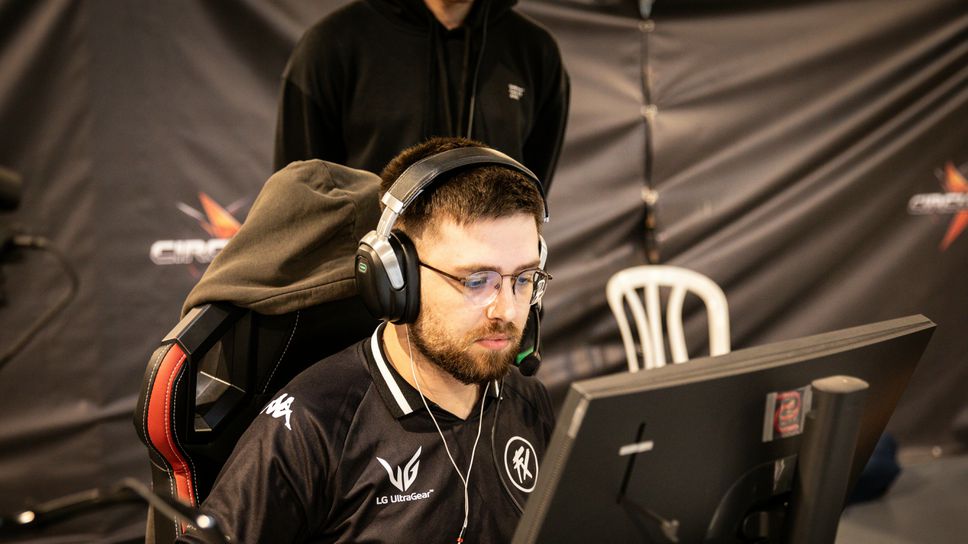 Официално: arT е играч на Legacy