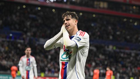 Лион продължава за Купата на Франция, Ница оцеля след драматичен обрат