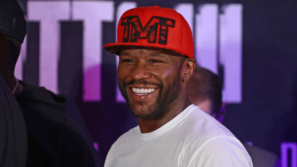 Флойд Мейуедър и Showtime обединиха сили за някои от най