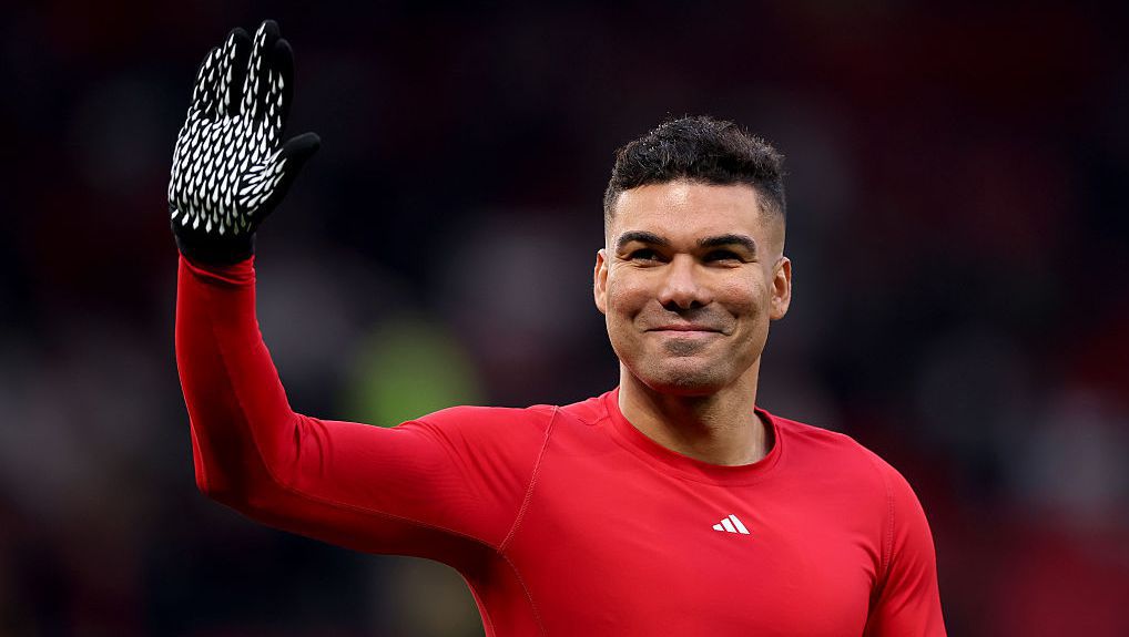 Лос Анджелис Галакси проучва възможността да привлече Каземиро