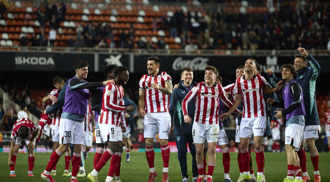 Братя Уилямс нокаутираха Валенсия в добавеното време и пратиха Атлетик на полуфинал