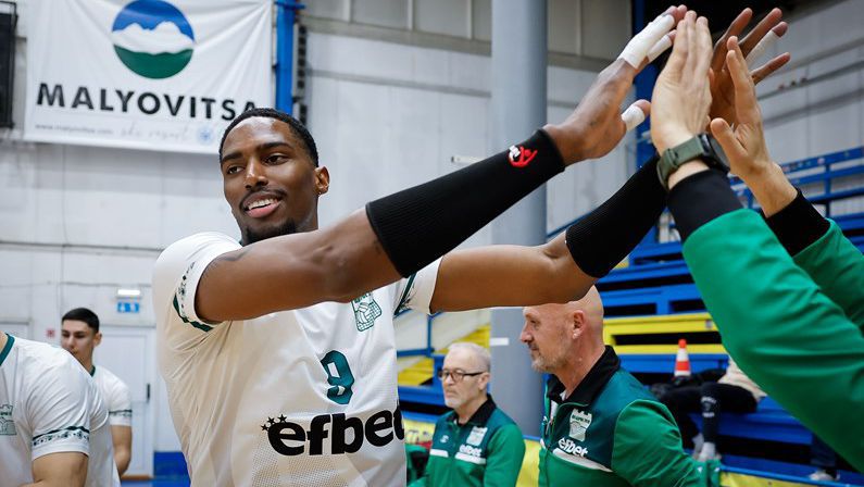 От Бахамите до Стара Загора - историята на Джеси Деланси