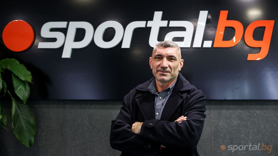 Новият селекционер на женския национален отбор по футбол Калоян Петков