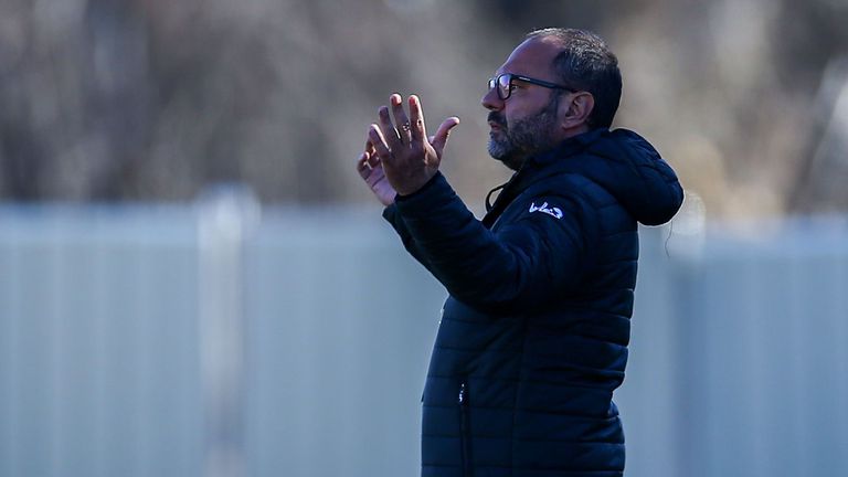 Странни неща се случват в След чуждестранната инвазия преди