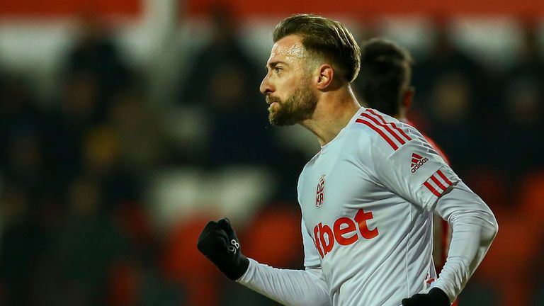  ЦСКА 1948 надделя последния в противен мач, Мартин Тошев поведе 