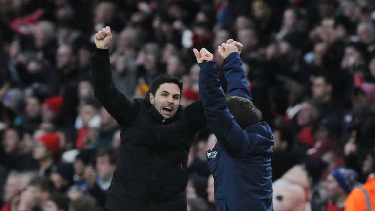 Мениджърът на Арсенал Микел Артета бе изключително емоционален след драматичната