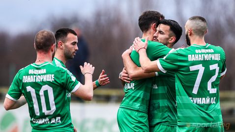 Оборище подчини десет от дубъла на Септември (София)