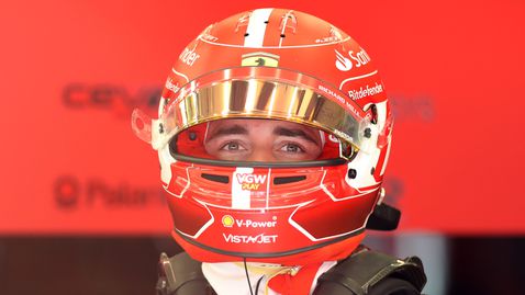  Леклер изясни за какво остана в бокса в края на квалификацията в Бахрейн 