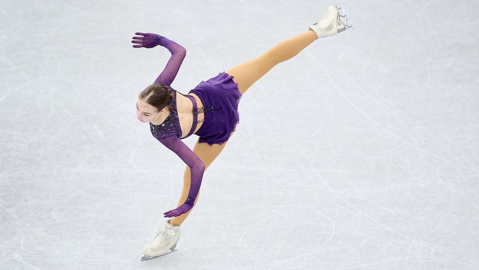 Лиа Любенова зае трето място в кратката програма при девойките