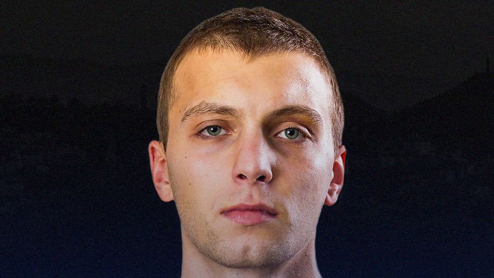 Академик Бултекс 99 подписа с Константин Паисиев