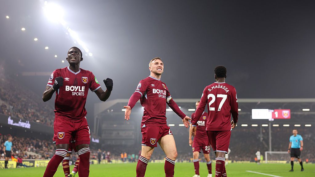 Уест Хам измъкна безценни три точки от гостуването си на Фулъм и догони Нотингам Форест