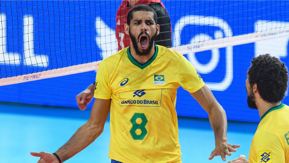 Уолъс Де Соуза се завърна в Сада Крузейро, Марсело Мендес си тръгна (видео)