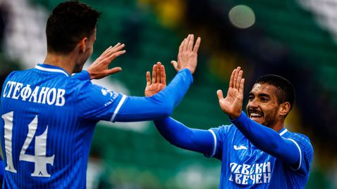  Левски пусна на търг фланелката на Уелтон, началната цена е 100 лв. 