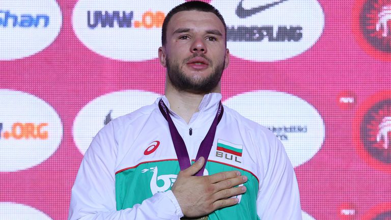 Сребърният медалист от европейското първенство по борба Кирил Милов бе