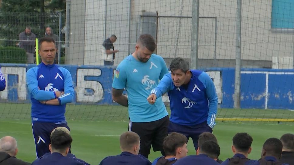 Костов със задълбочен разбор преди тренировката на Левски