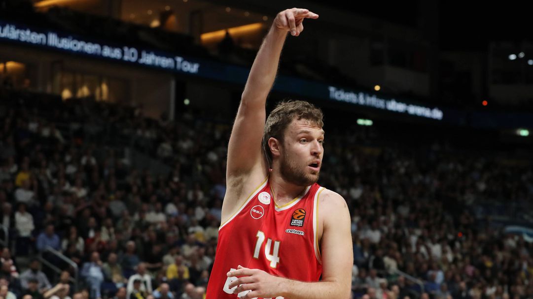 Резервата на Везенков спаси Олимпиакос от шокираща загуба срещу боксовата круша на Евролигата