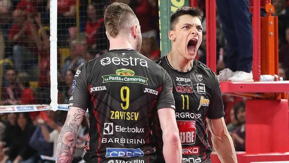 Силен Алекс Николов със 17 точки, Лубе изравни финалната серия срещу Тренто