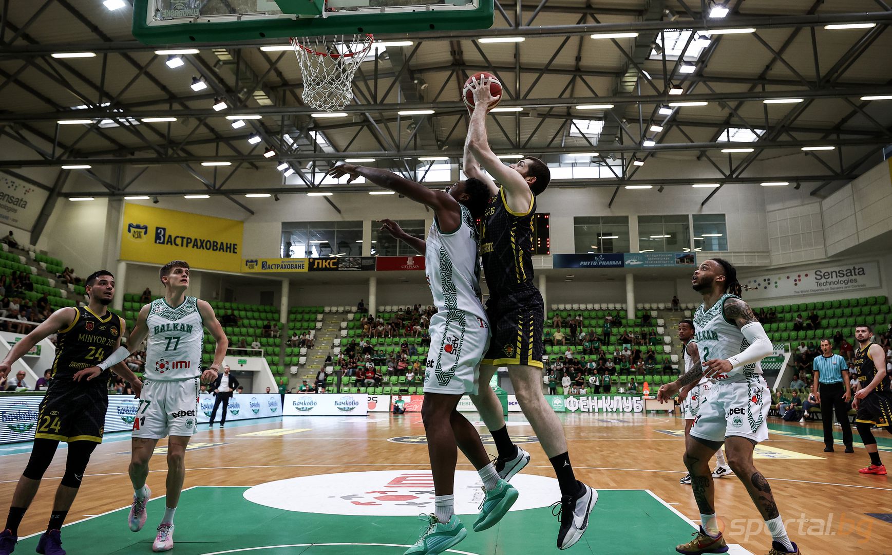 Балкан 102:75 Миньор 2015