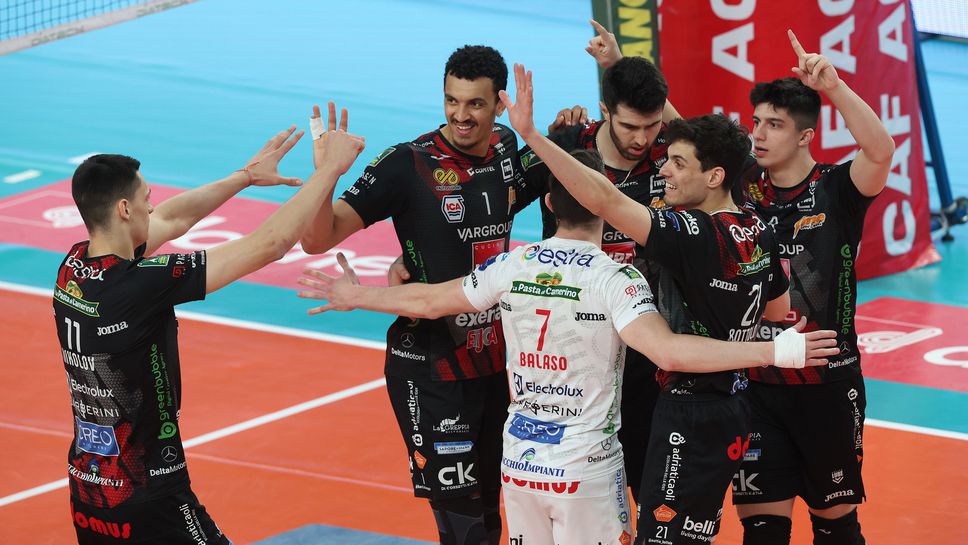 Националът Александър Николов и неговият Кучине Лубе Чивитанова загубиха третия