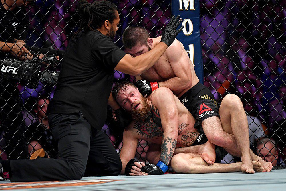 Хабиб Нурмагомедов задуши Конър Макгрегър на UFC 229