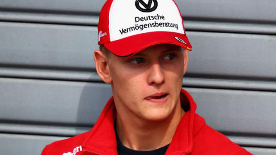 Мик Шумахер ще тества Ф1 болид през април, твърдят в Италия