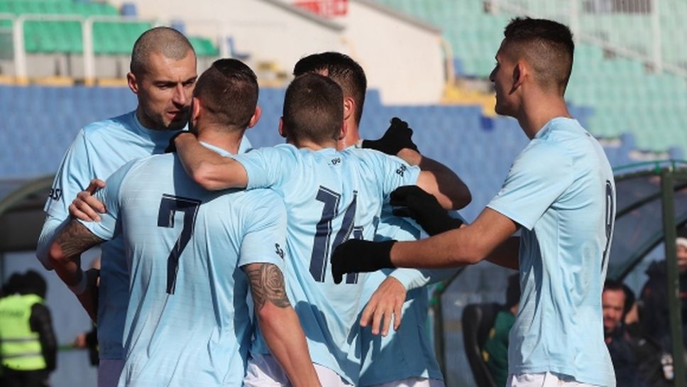 Дунав пусна билетите за мача с Ботев (Пд)