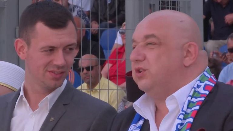 Депутати и министър откриха стадиона на "Арда"