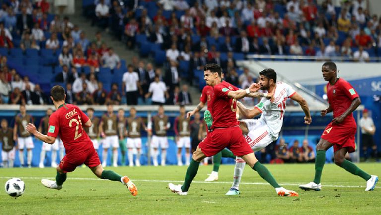 Диего Коща изравни срещу Португалия в типичен агресивен стил