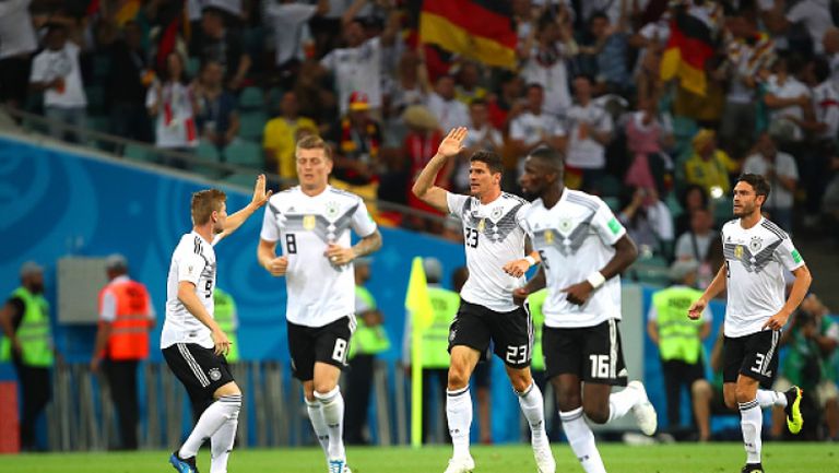 Германия победи коравите шведи с брилиянтен гол на Кроос