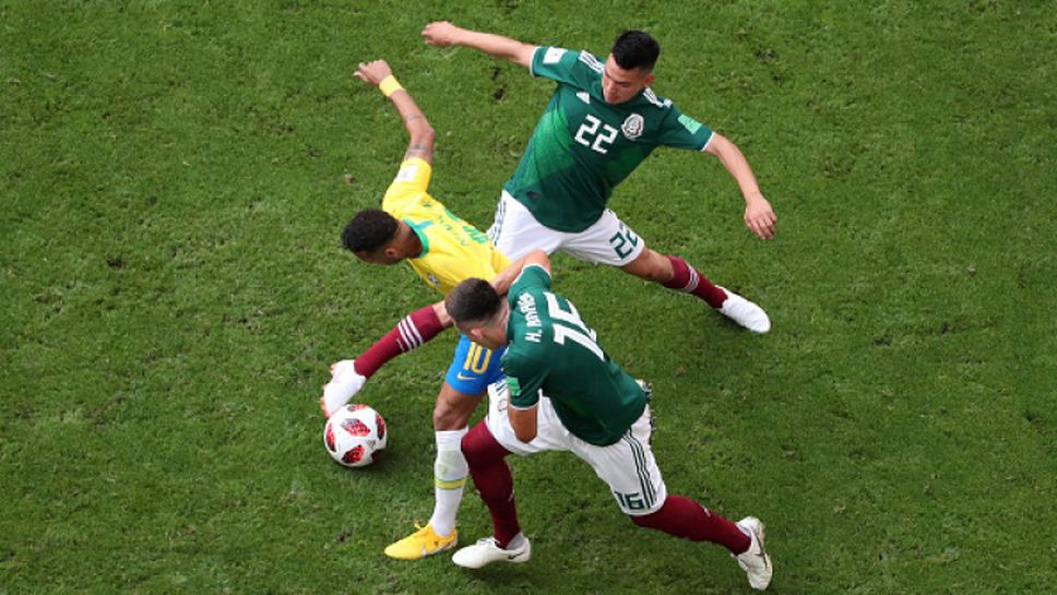 Бразилия се справи с Мексико и е на 1/4-финал, "селесао" отново не допусна гол