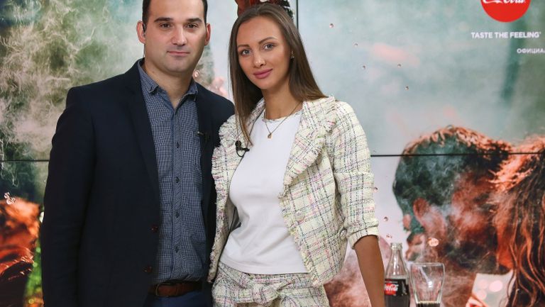 Мис България Юлия Юревич подкрепи Хърватия в "Емоциите на Мондиала"