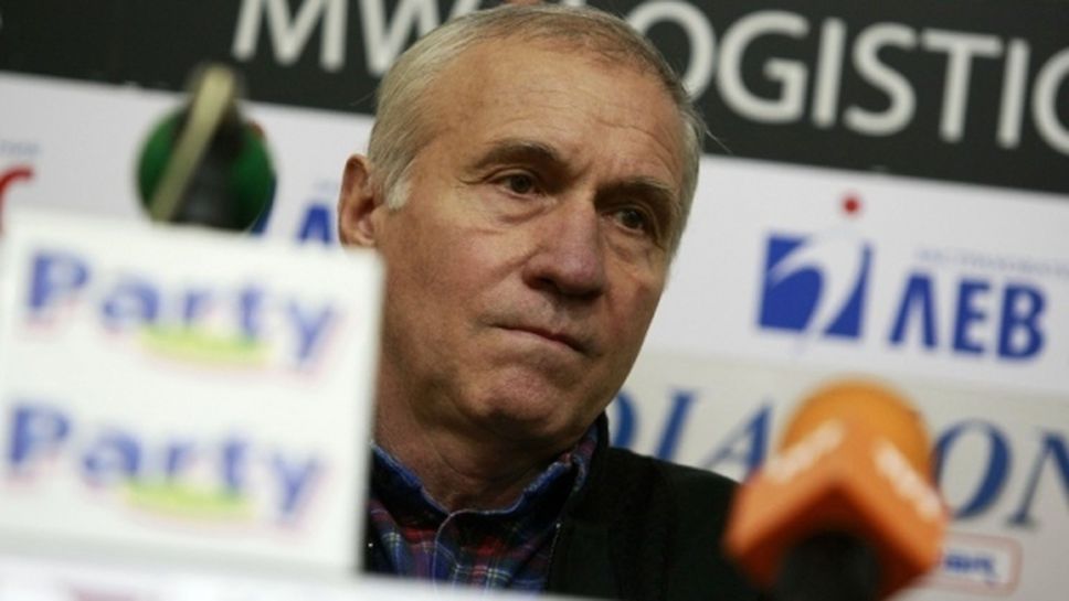 Стефан Аладжов: Футболистите на Левски трябваше да изядат тревата