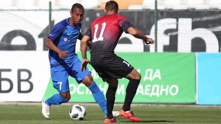 Левски разгроми аматьорите от Куклен с 6:0