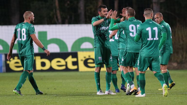 Михаил Милчев вкара почетен гол за Витоша на "Армията"