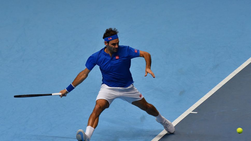 Федерер се класира за полуфиналите в Лондон