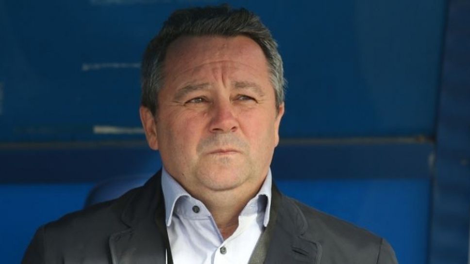 Стоянович призна за разговор на висок тон в съблекалнята и коментира трансфер на Ники Михайлов
