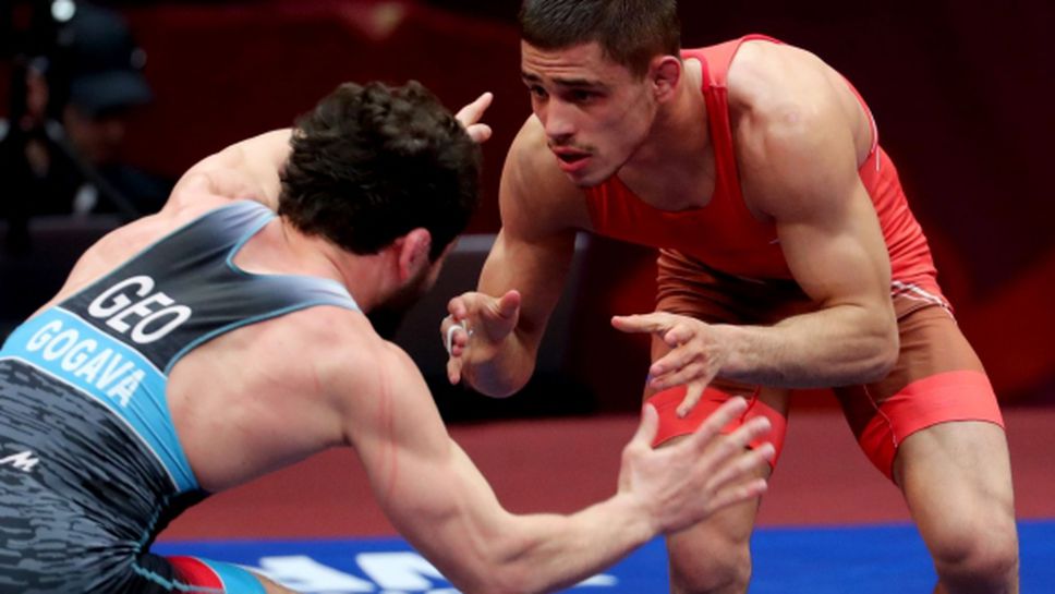 Вангелов загуби полуфинала при 57-килограмовите на Европейското по борба