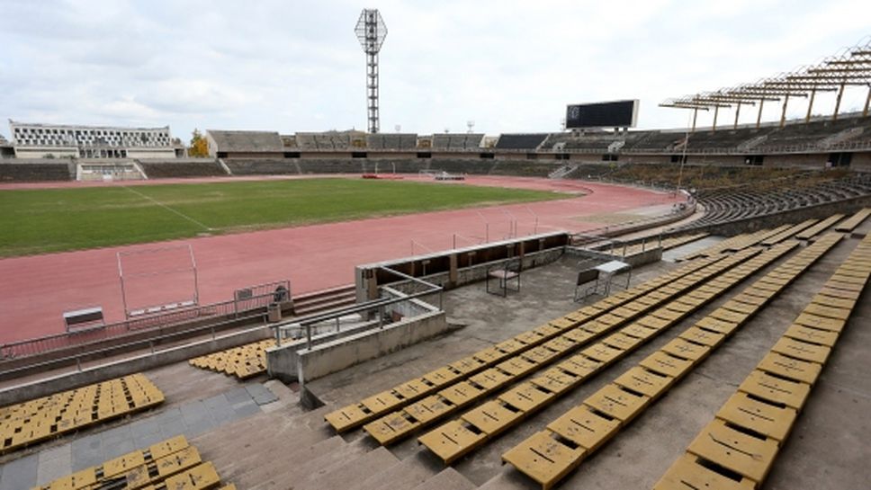 Кметът на Пловдив обединява клубовете в града за нов стадион