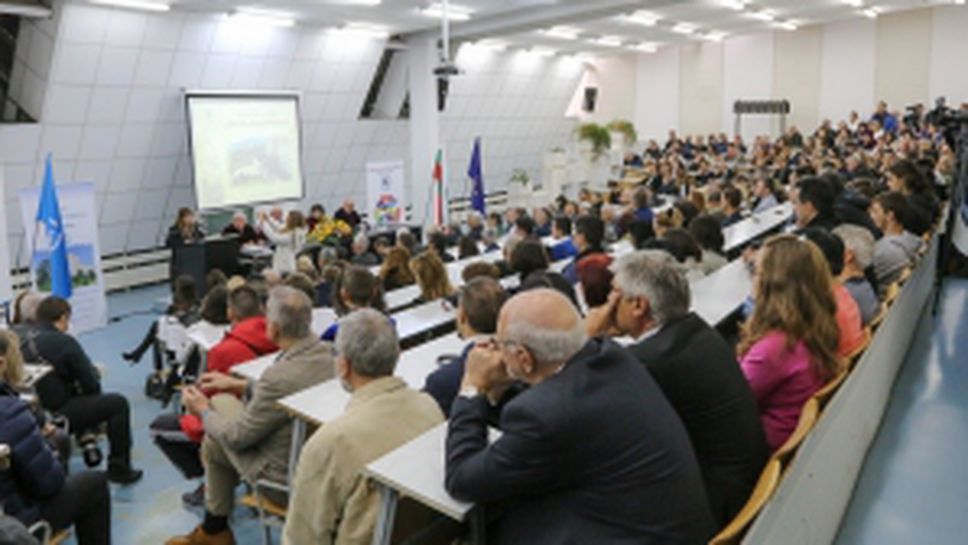 Общо празнично събрание на НСА