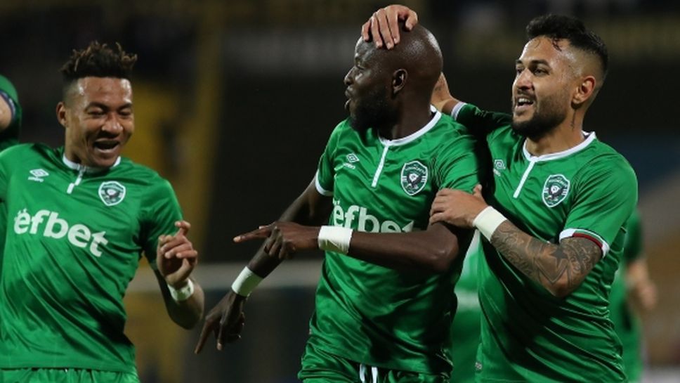 Куп чужденци гледат към изхода в Лудогорец