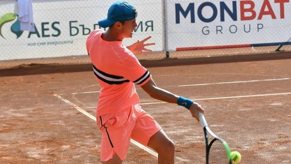 Лазаров отпадна на 1/4-финалите в Румъния