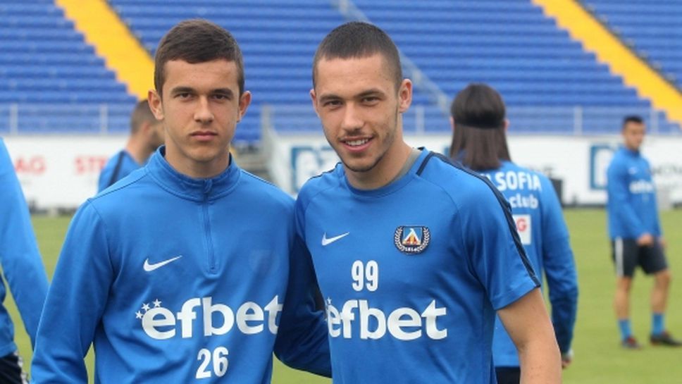 Братът на Стаси Иванов тренира с Левски