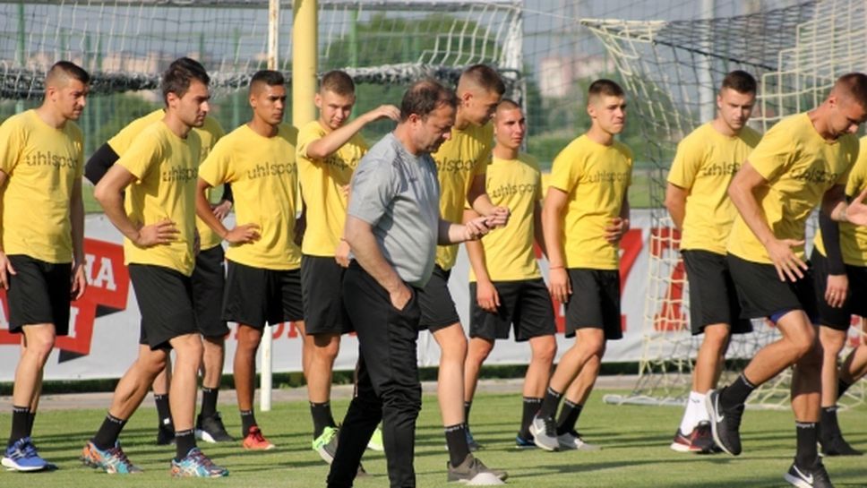 Ботев (Пд) смени съперник в контролите заради жребия за Първа лига