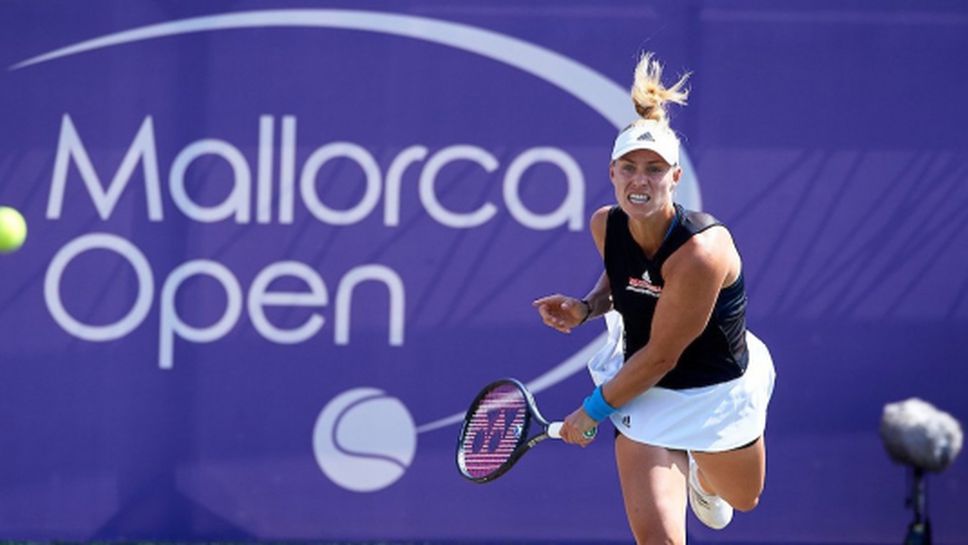 Кербер не даде сет на Шарапова в Майорка (видео)